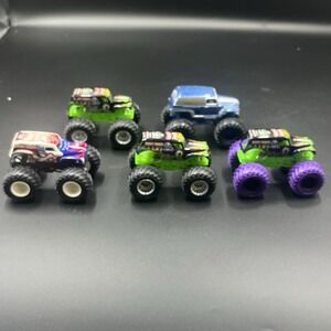 Hot Wheels Monster Jam Grave Digger Truck Lot of 5 1:64 Scale Bad Bone‎